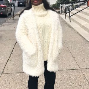 ⭐️Just In⭐️Shaggy Faux Fur Coat In Ivory